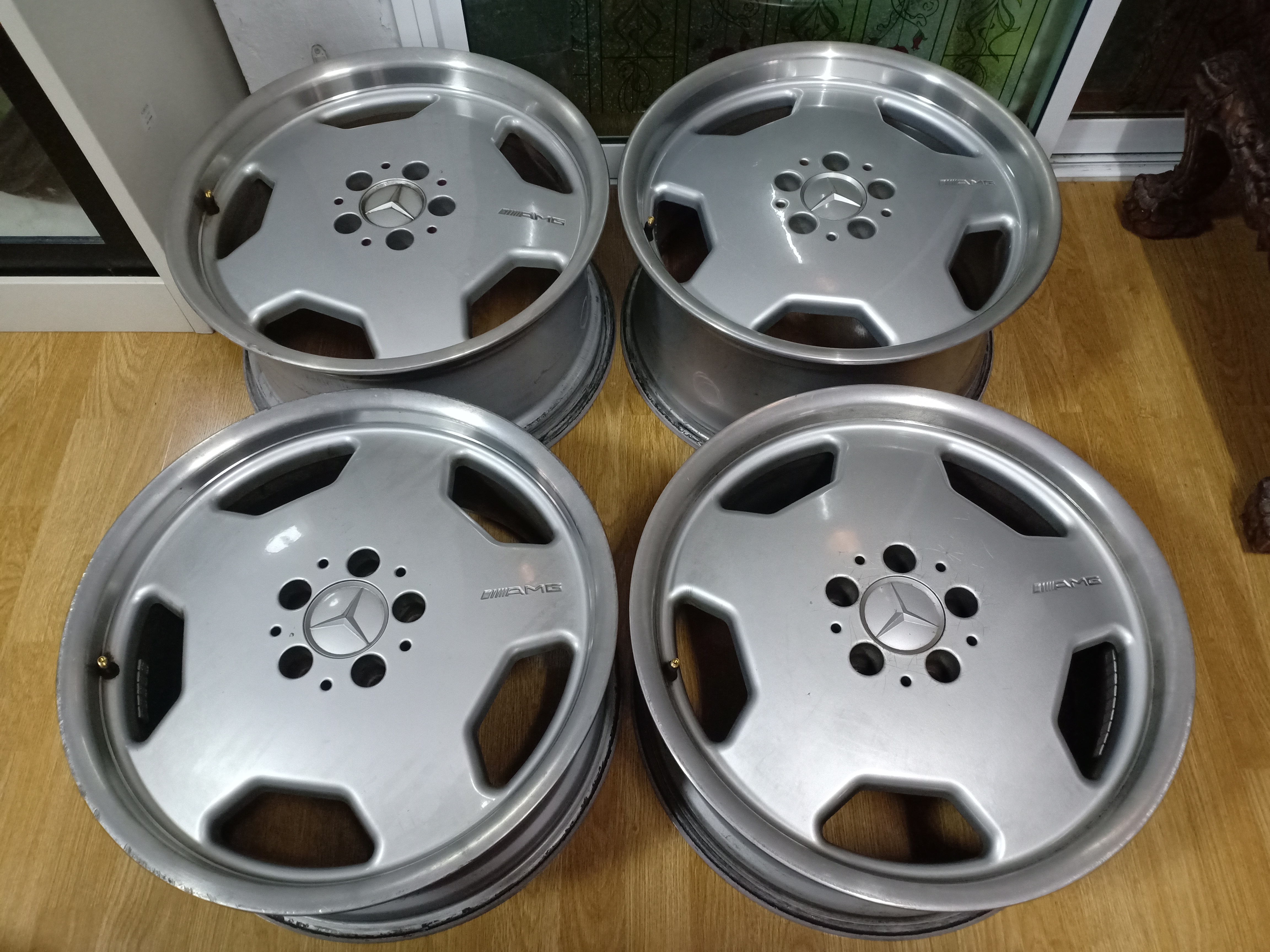 ล้อAMG ST2 18 นิ้ว หน้า 8 ET31 หลัง 9 ET35